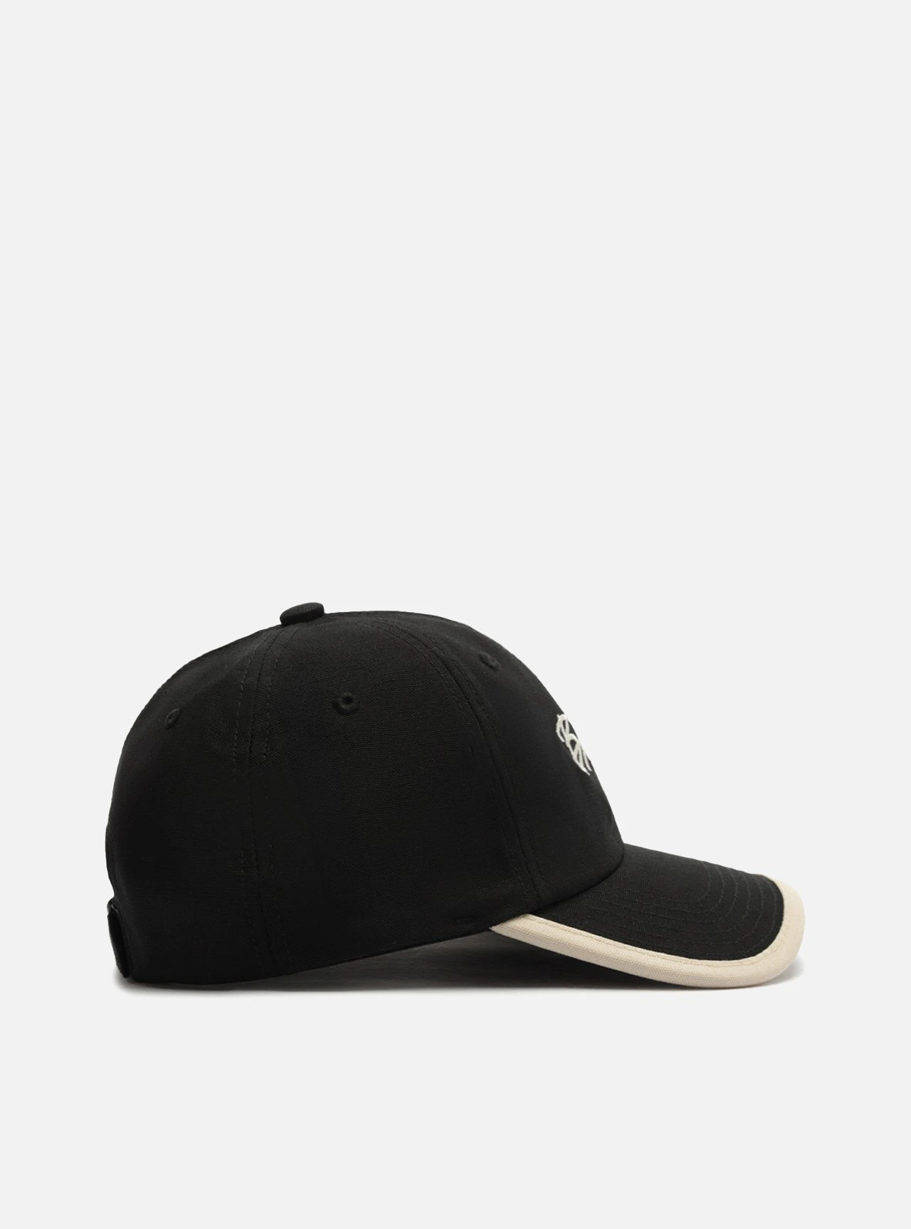 Boné Preto Bordado Brizza