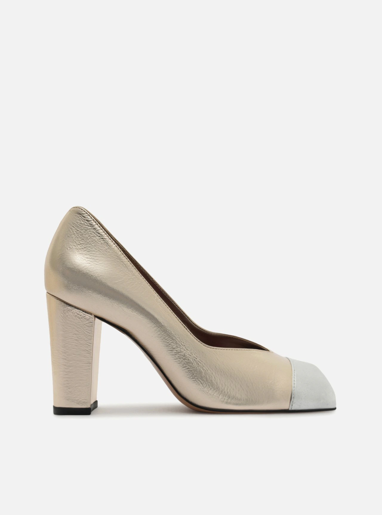 Scarpin Margot Dourado Couro Salto Bloco