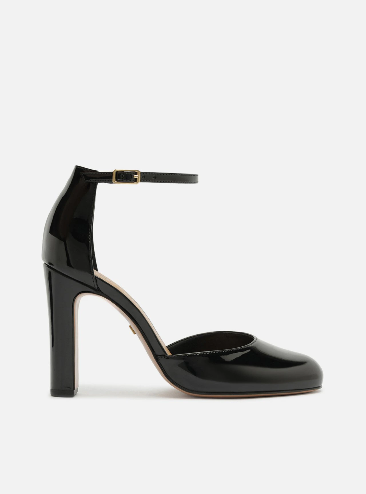 Scarpin Preto Verniz Salto Bloco Fivela