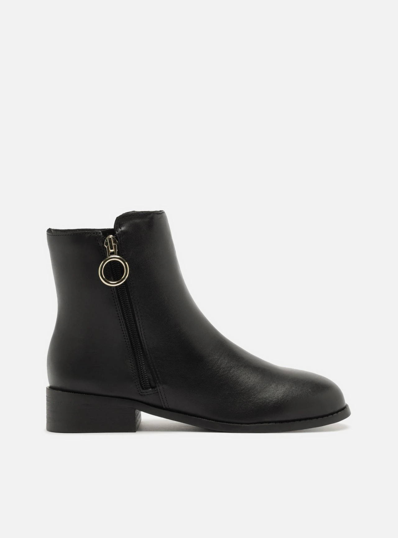 Bota Preta Couro Cano Curto Zíper Argola