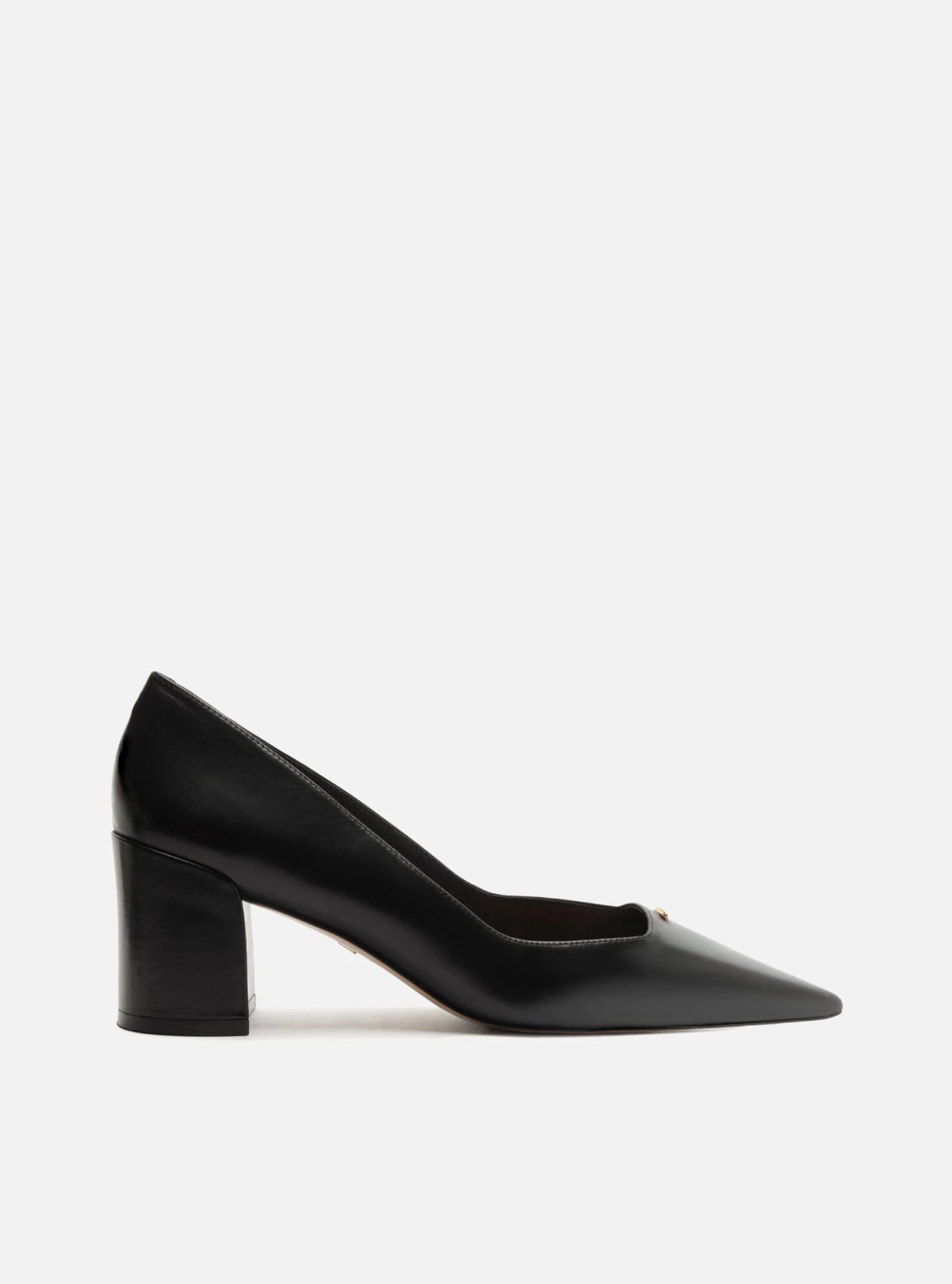 Scarpin Preto Couro Salto Bloco Adornos