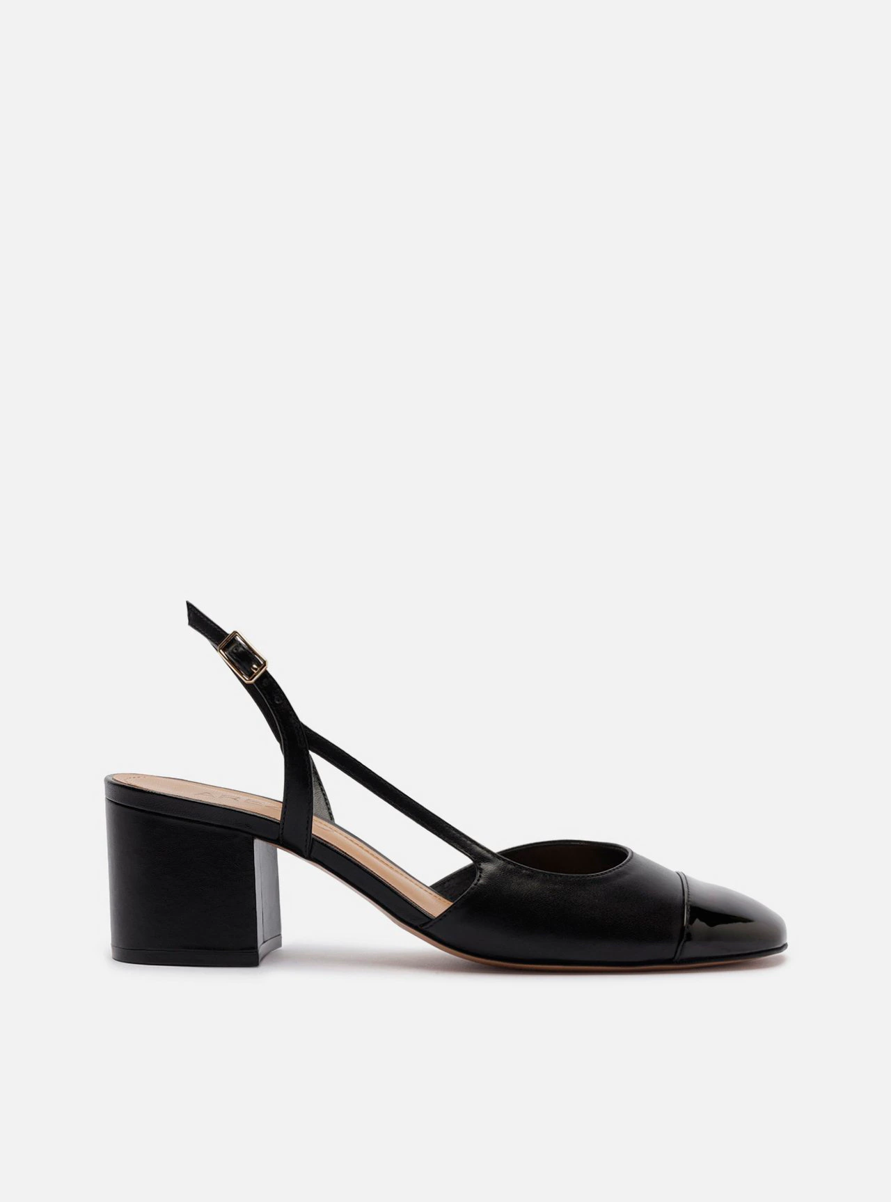 Scarpin Preto Couro Bloco Slingback Cap Toe Verniz