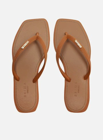 Chinelo de Dedo Camel Flatform Metais Brizza
