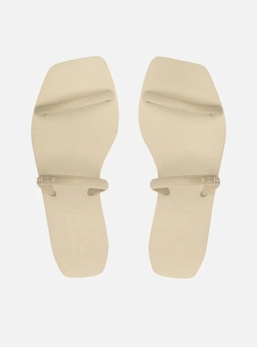 Sandália Rasteira Off-White Bico Quadrado Brizza