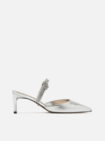 Scarpin Prata Couro Aberto Tiras Strass