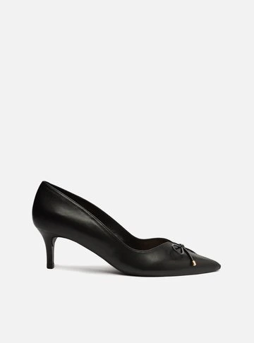 Scarpin Preto Couro Salto Médio Fino Laço
