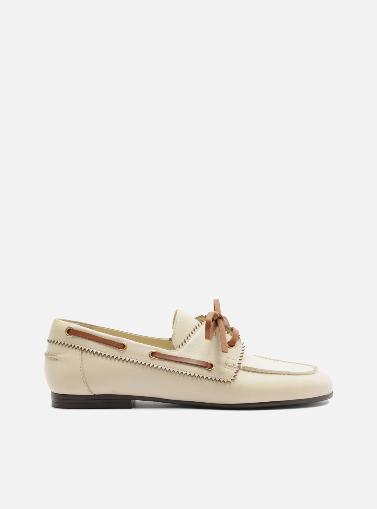 Mocassim Off White Couro Bico Redondo Laço
