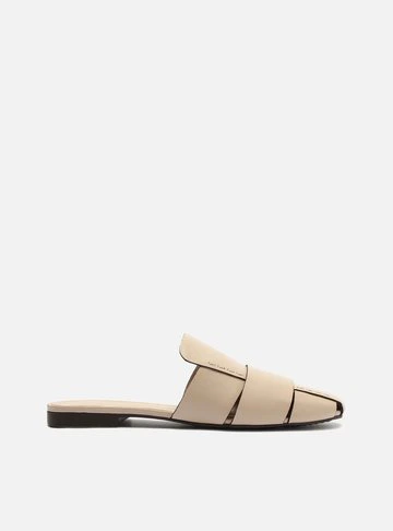 Mule Nude Rasteiro Tiras Vazada