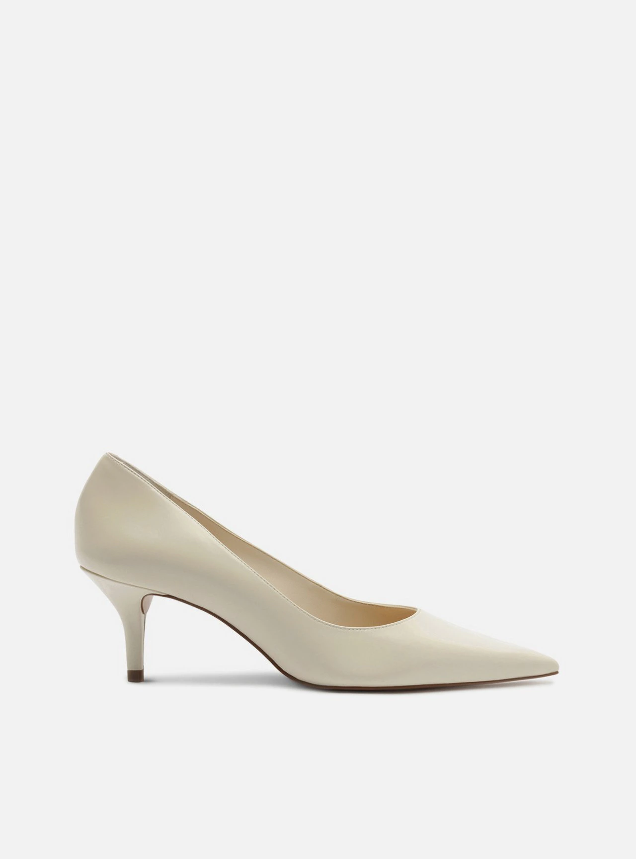 Scarpin Branca Couro Salto Fino