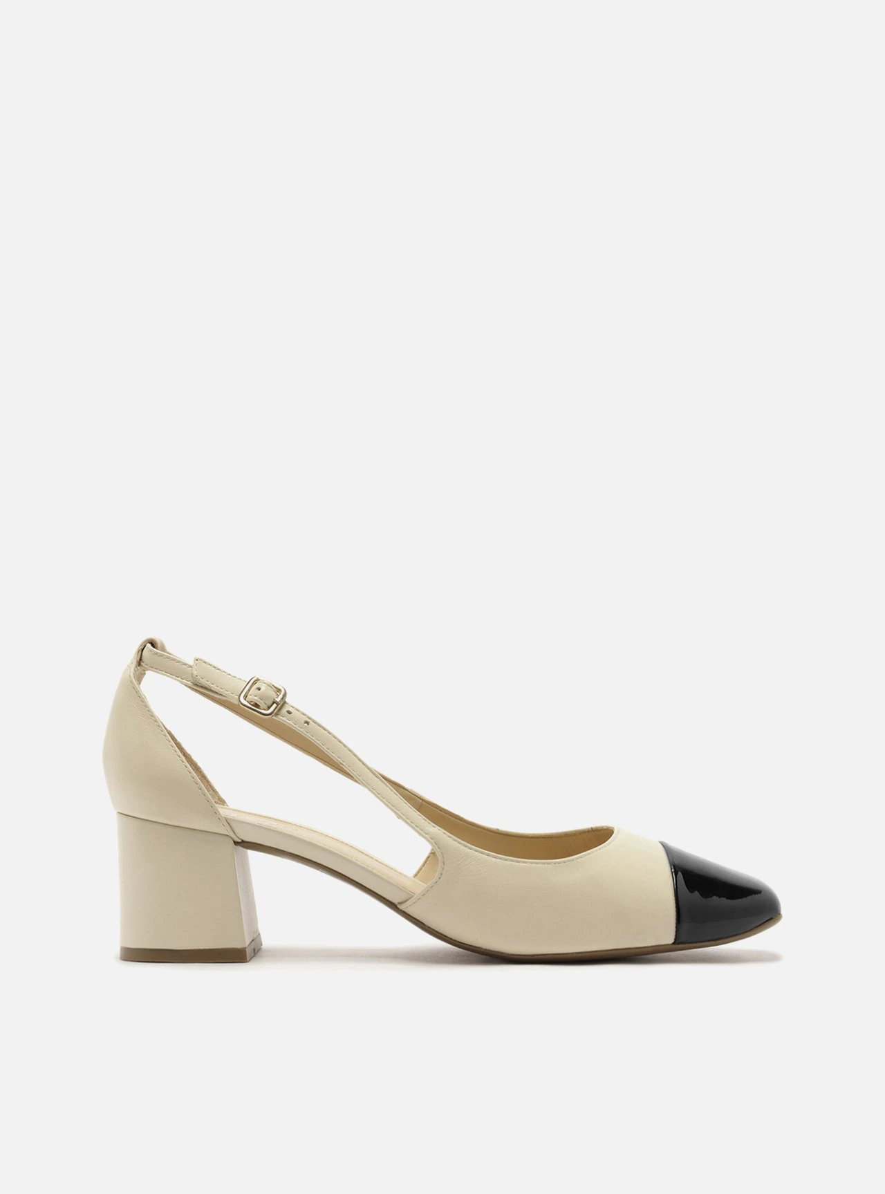 Scarpin Off-White Couro Aberto Cap Toe Verniz