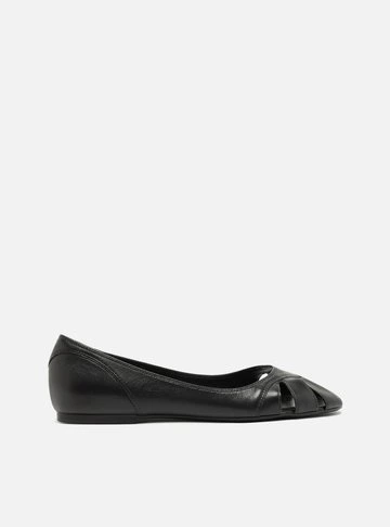 Sapatilha Preto Nappa Capra Bico Redondo Vazado