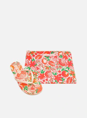 Chinelo de Dedo Rosa Romã Collab Loccitane