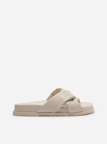 Rasteira Off-White Tiras Largas Enlace