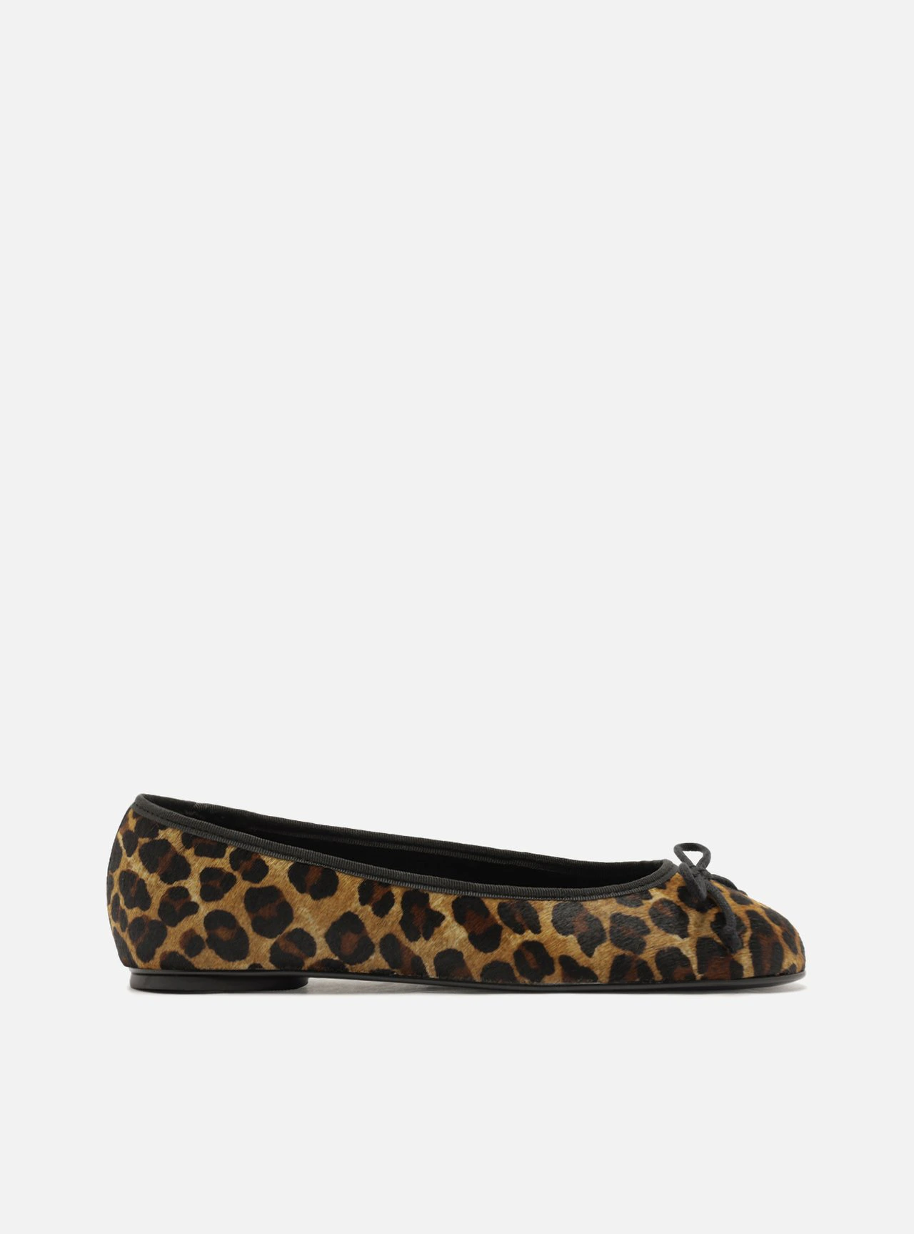 Sapatilha Animal Print Bico Redondo Lacinho
