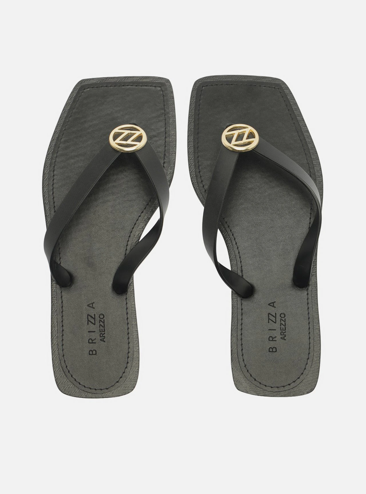 Chinelo de Dedo Preto Metal ZZ Square Brizza