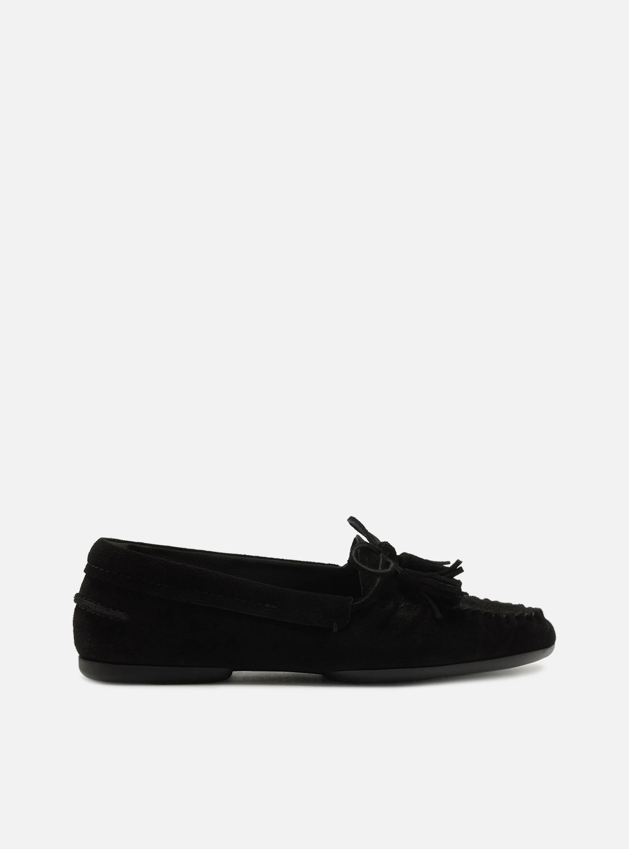 Mocassim Preto Acamurçado Bico Redondo Laço