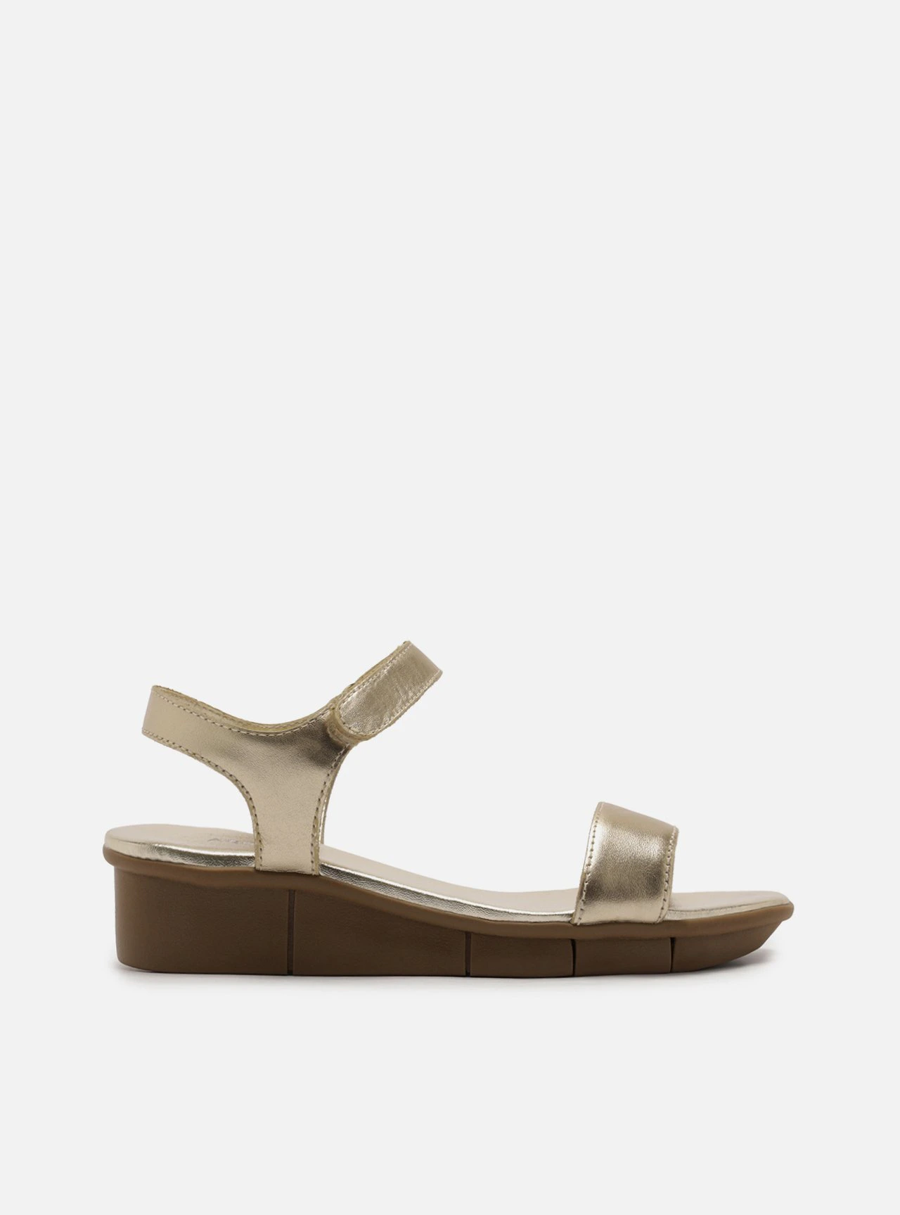 Sandália Dourada Couro Flatform Comfort