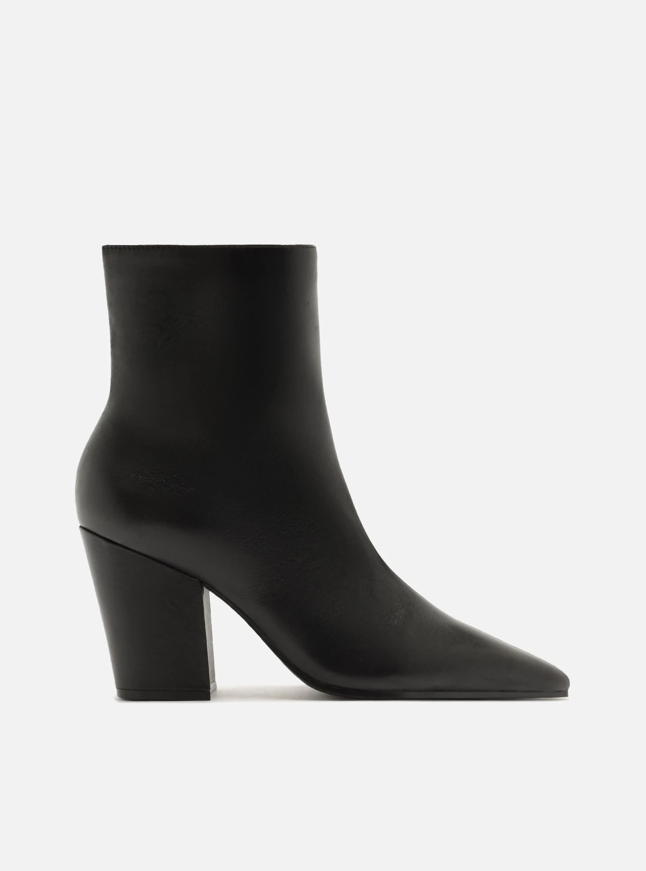 Bota Preta Couro Cano Curto Salto Bloco