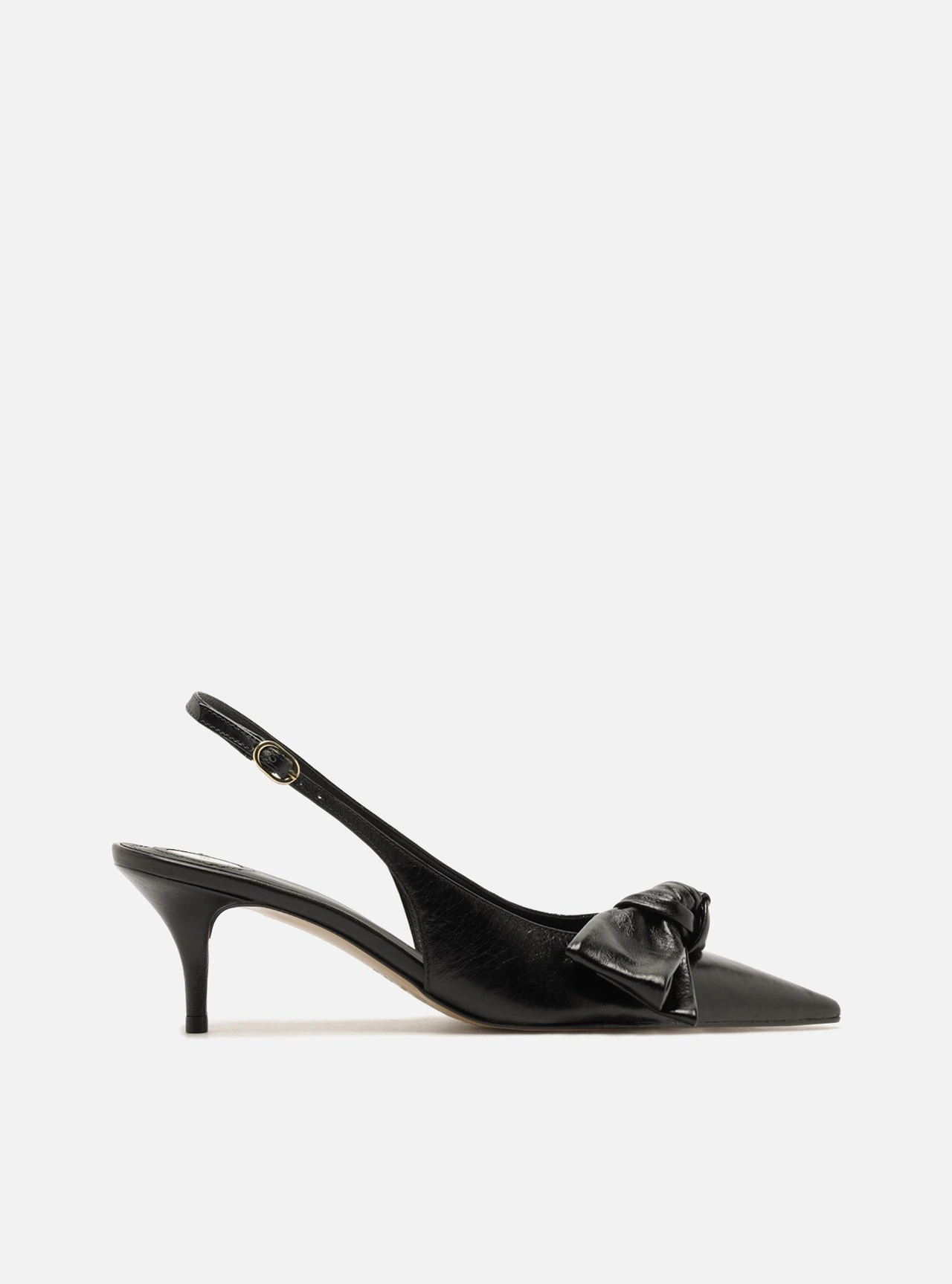 Scarpin Preto Couro Salto Fino Laço
