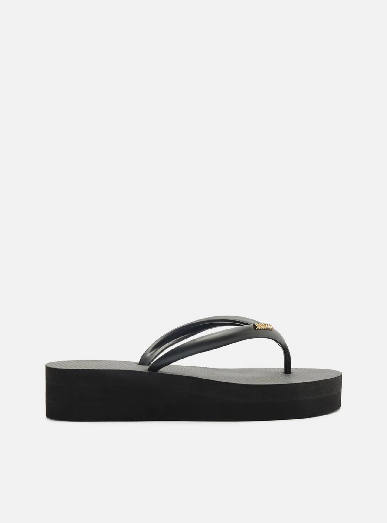 Chinelo de Dedo Preto Plataforma Metais Brizza