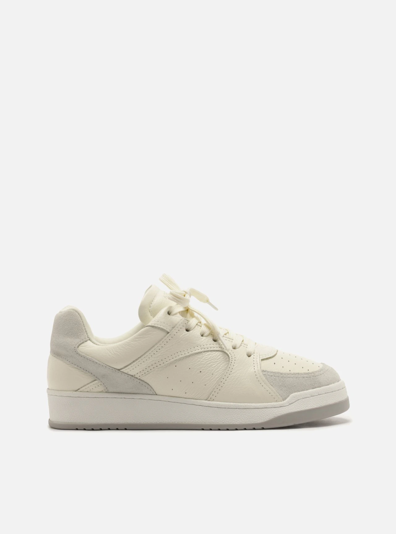 Tênis Branco Amarração Suede