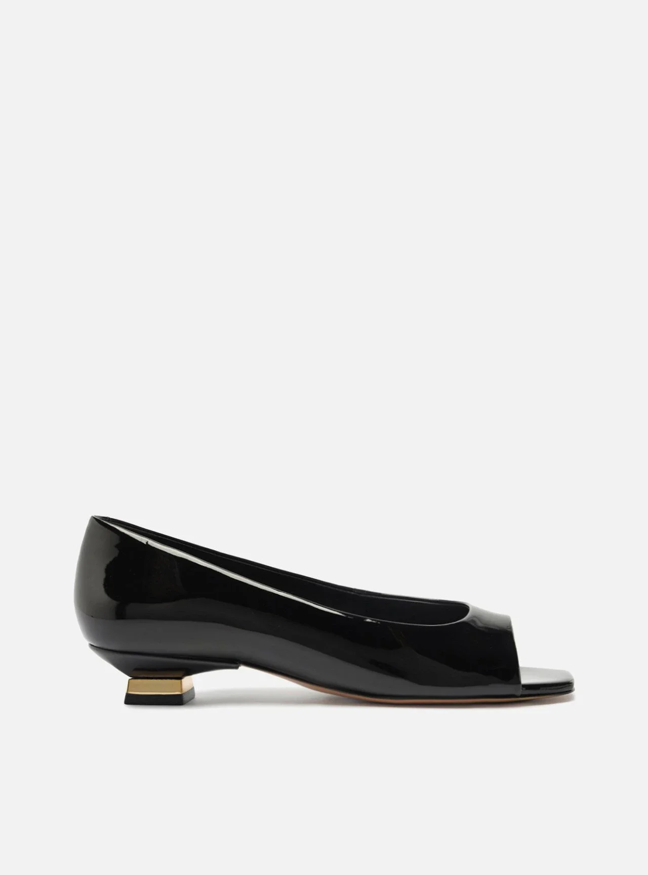 Scarpin Preto Verniz Salto Bloco Metais