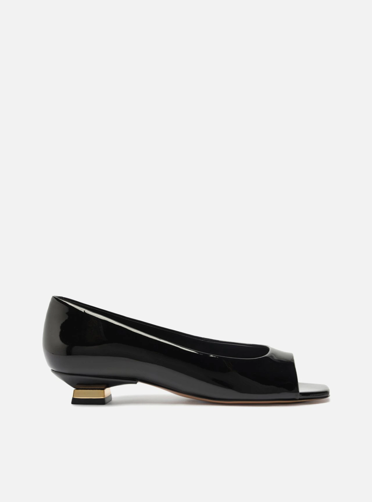 Scarpin Preto Verniz Salto Bloco Metais
