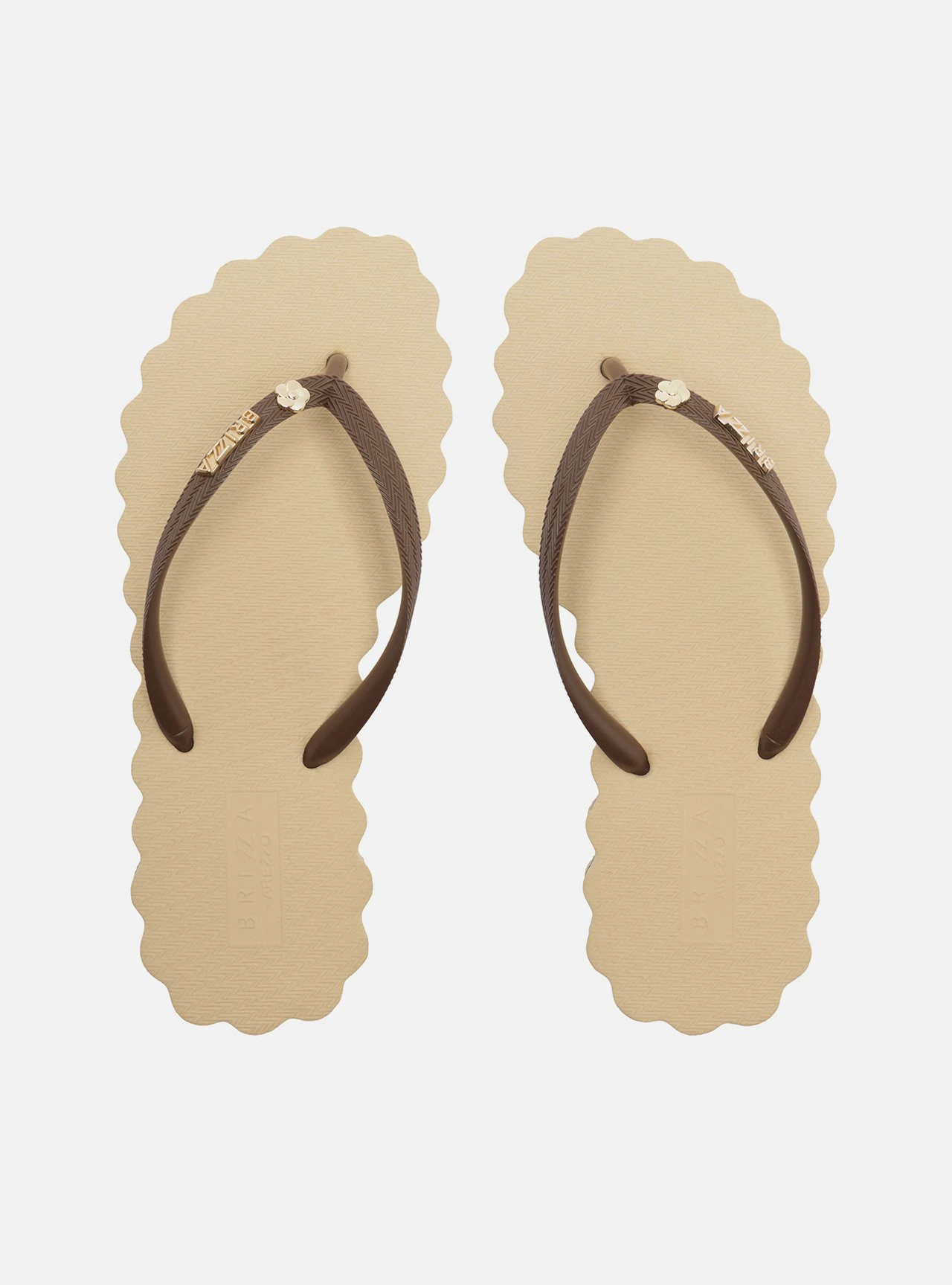 Chinelo de Dedo Marrom Flatform Metais Brizza