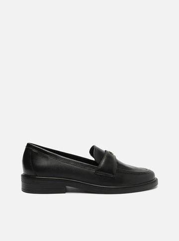 Mocassim Preto Couro Salto Bloco Metais