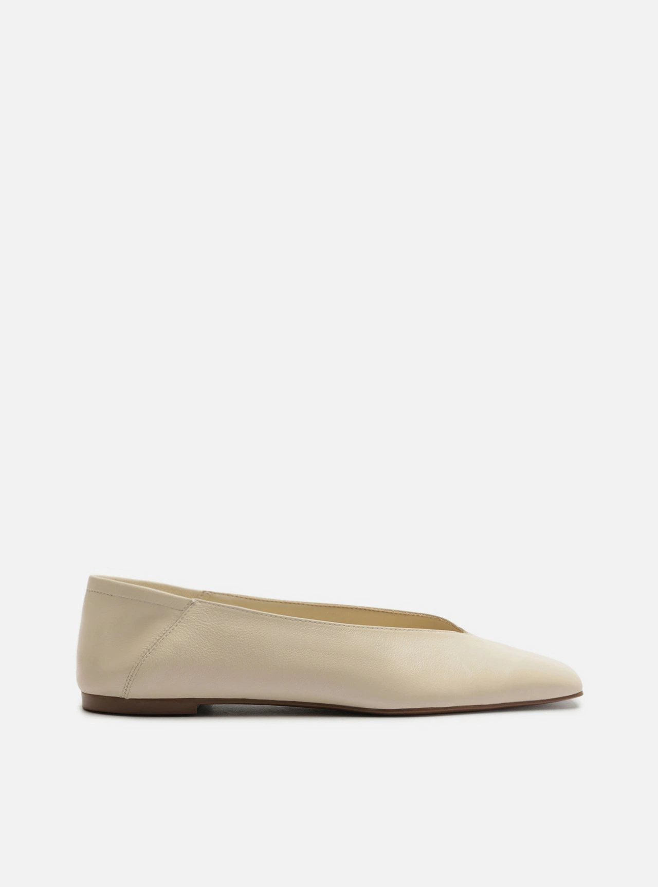 Sapatilha Off White Couro Bico Quadrado