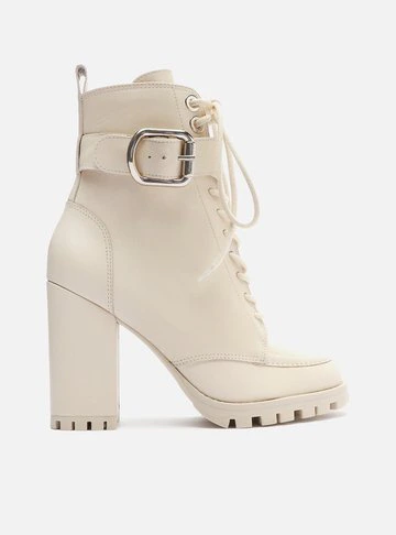 Bota Off-White Couro Cano Curto Tratorada