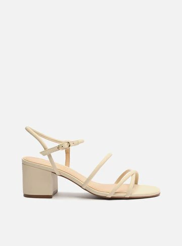 Sandália Off-White Salto Bloco Panacota