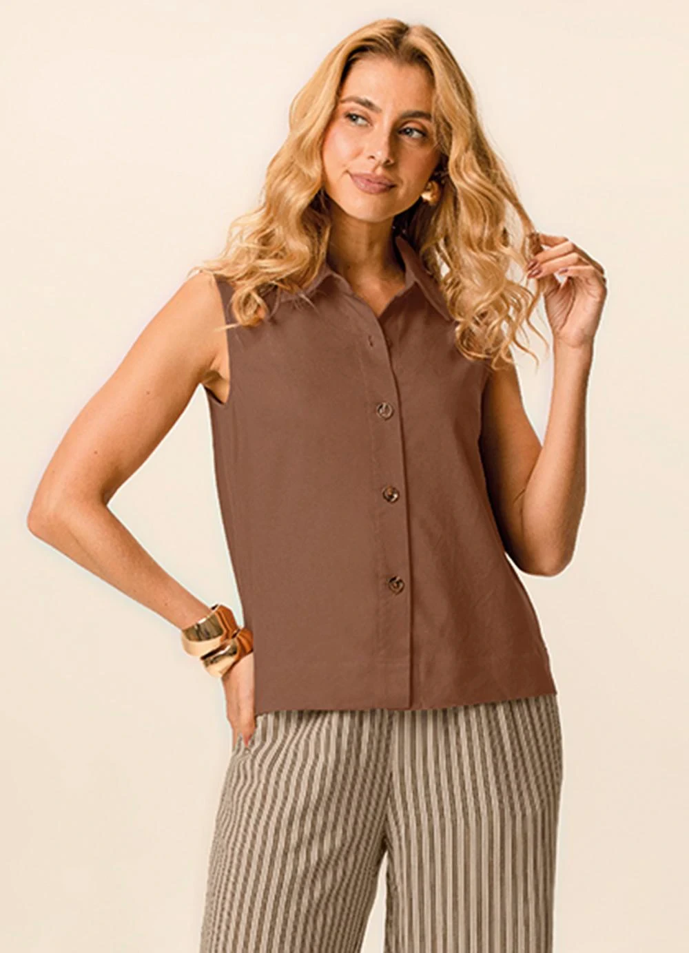 Malwee - Camisa Tradicional em Viscolinho Marrom