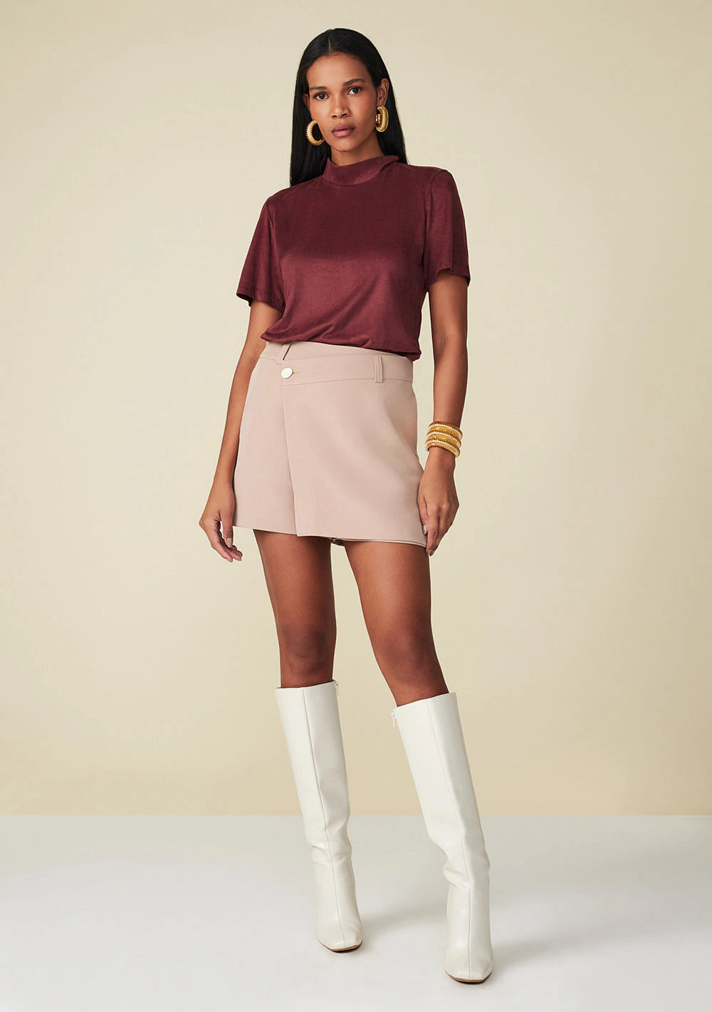 Shorts Maria.Valentina Saia Detalhe Botão Bege