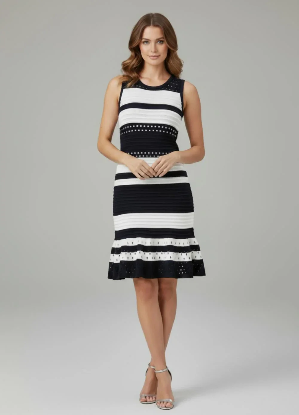 bonprix - Vestido Listrado Marinho em Tricô