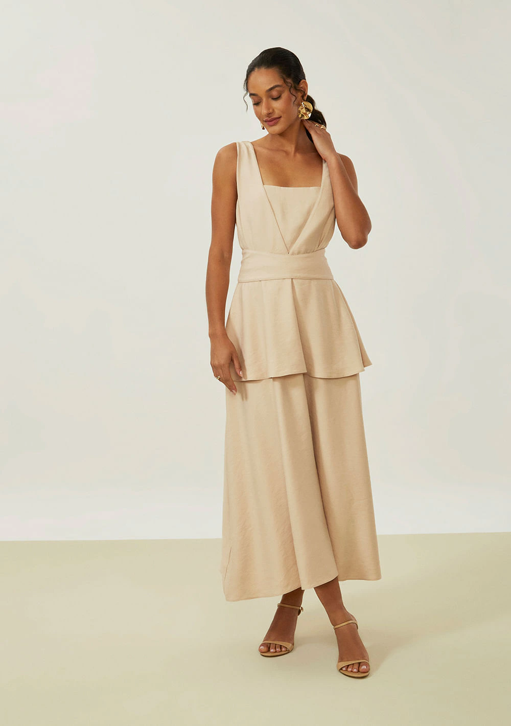 Vestido Maria.Valentina Ajustado Decote V Sem Manga Midi Bege Claro