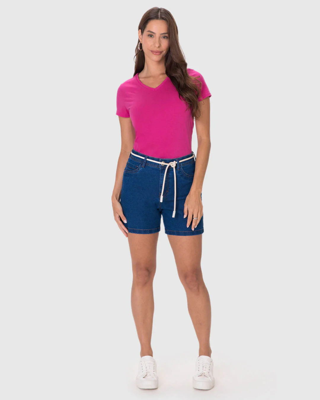 Shorts Feminino Comfort Bolso Funcional Etiqueta Decorativa Em Jeans Stretch