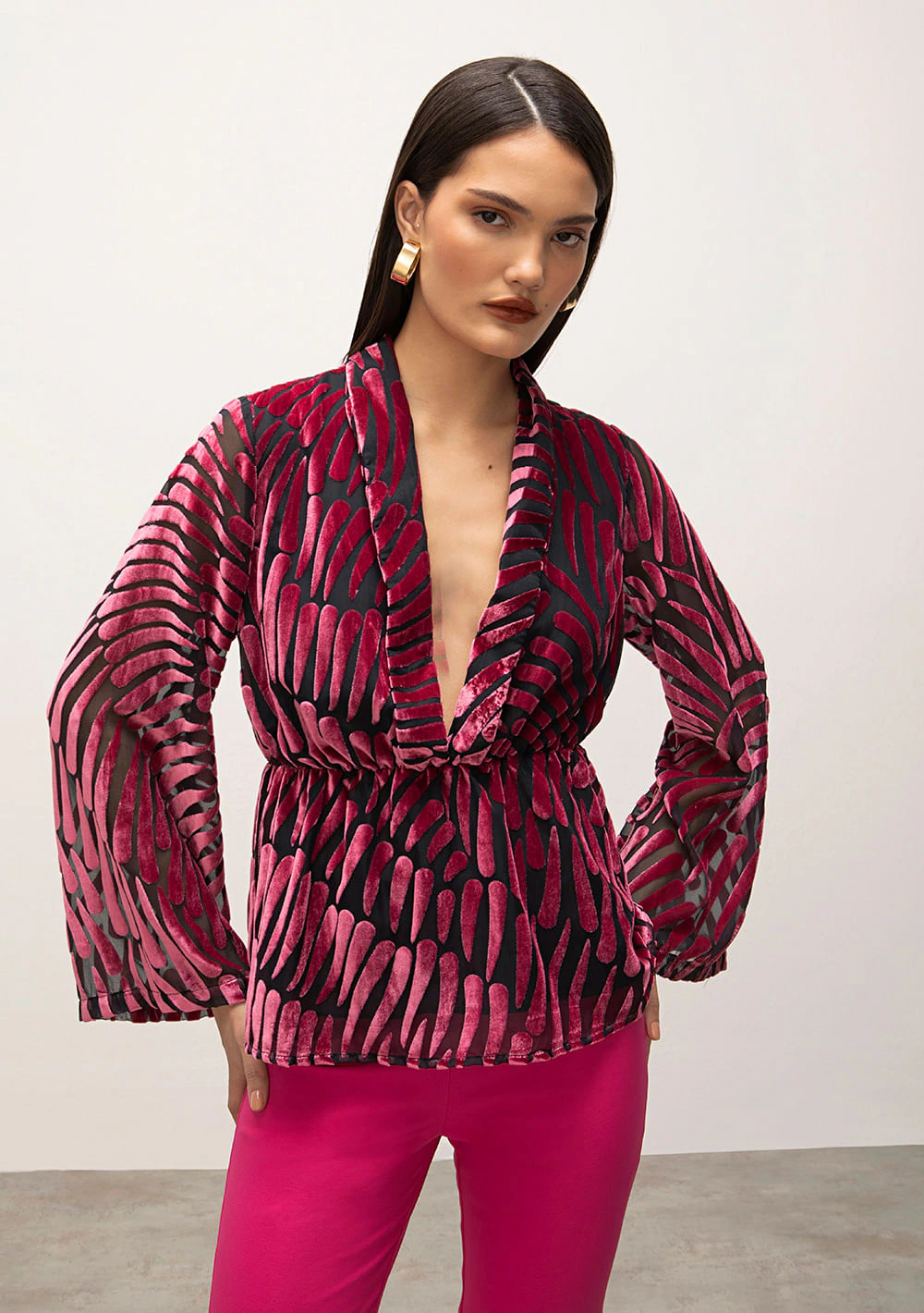 Blusa Iódice Decote V Manga Longa Detalhe Elástico Pink