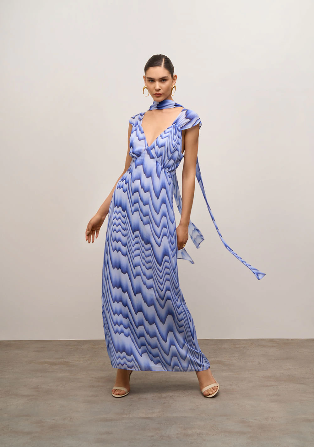 Vestido Iódice Solto Decote V Com Alça Longo Azul