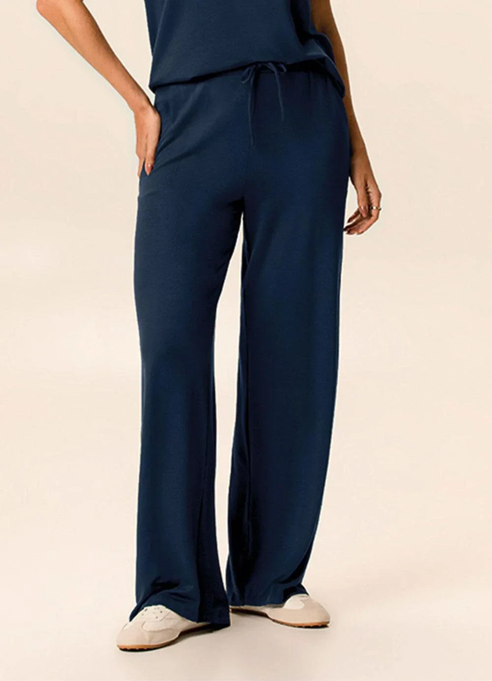 Malwee - Calça Wide Leg em Moletinho Azul Marinho