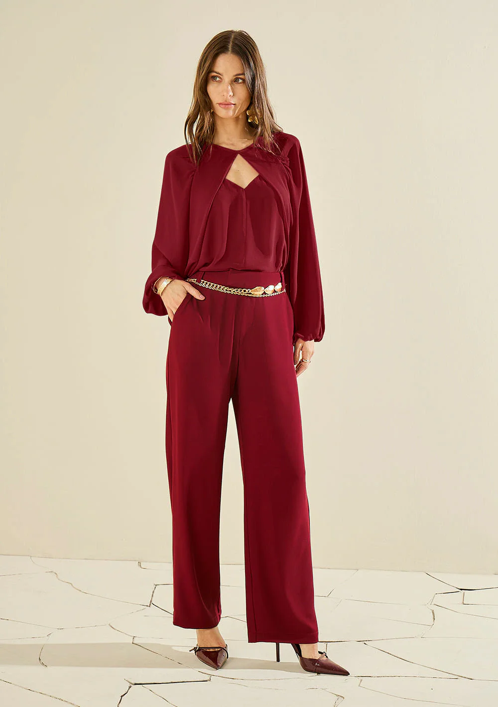 Blusa Morena Rosa Solta Decote Careca Manga Longa Padrão Vermelho