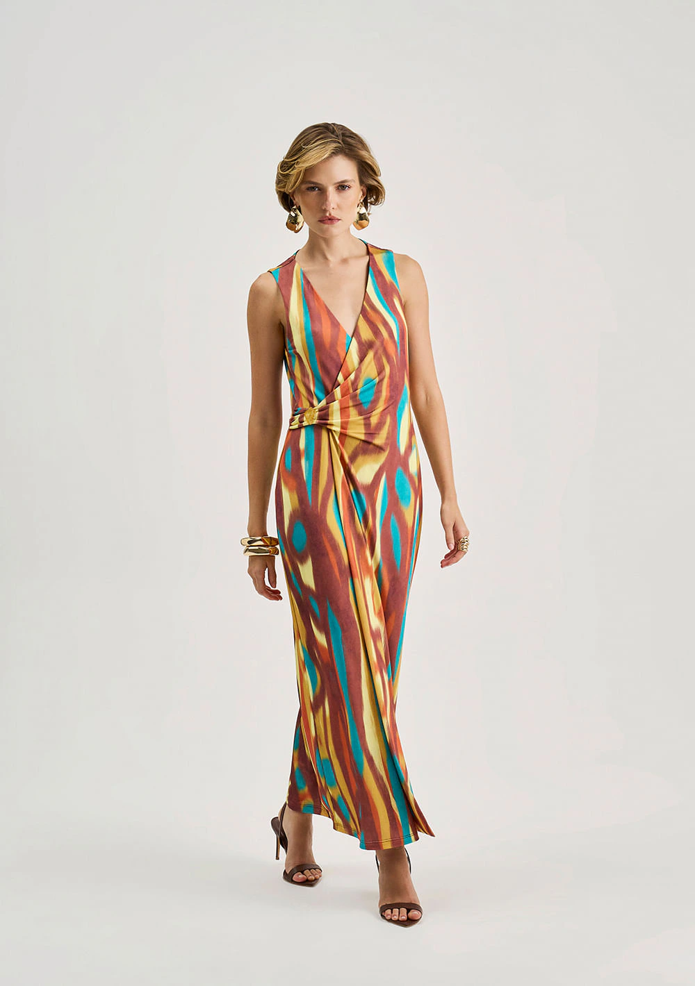 Vestido Iódice Solto Decote V Sem Manga Midi Amarelo