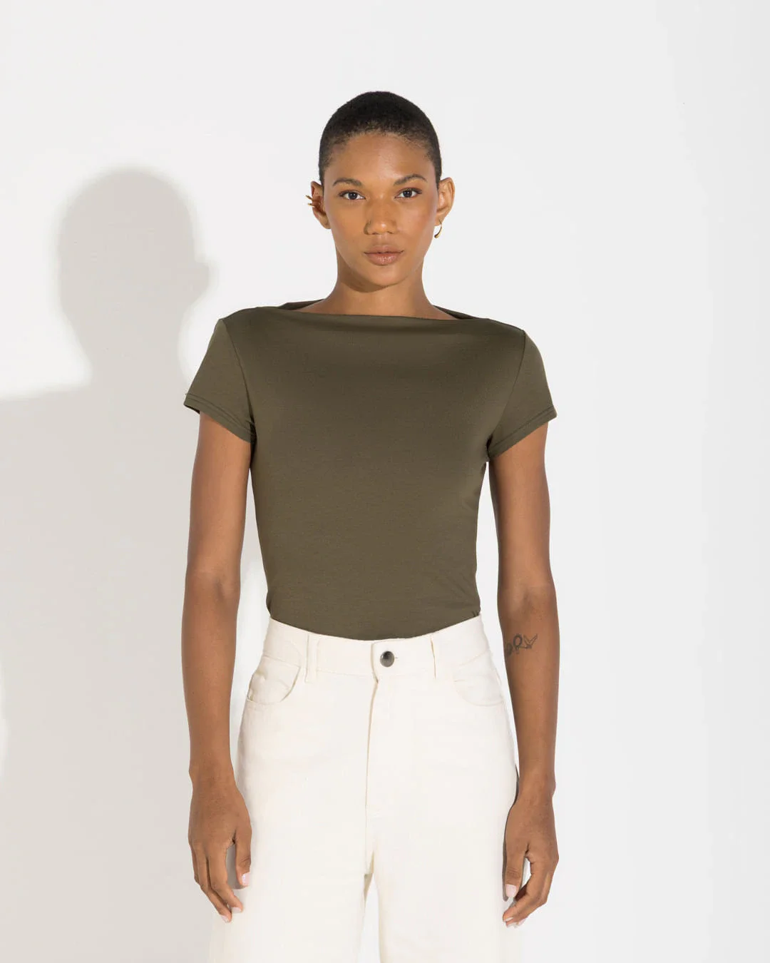 Camiseta Cotton Pima Decote Reto Feminina