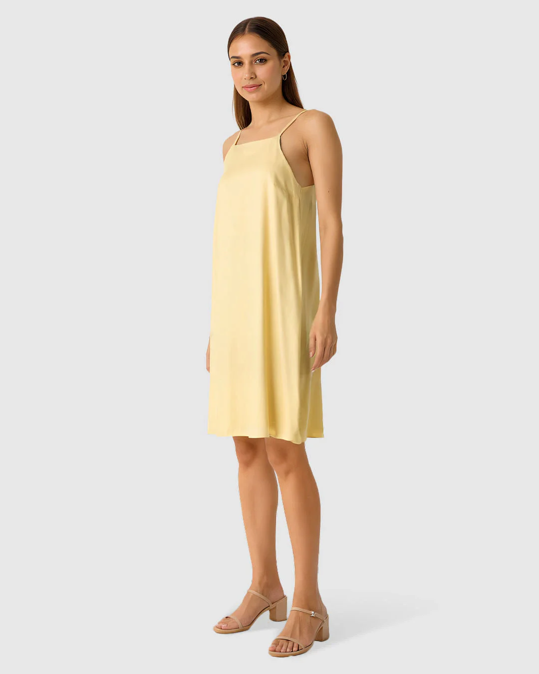 Vestido Feminino Reto Alça Fina Em Crepe De Viscose