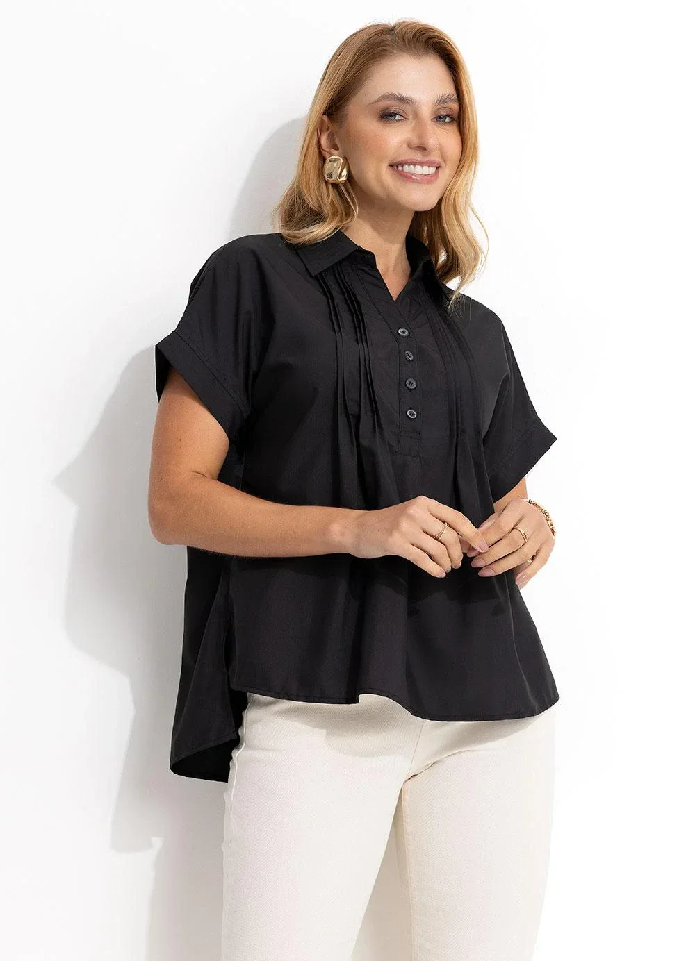 Quintess - Blusa Preta em Poliéster