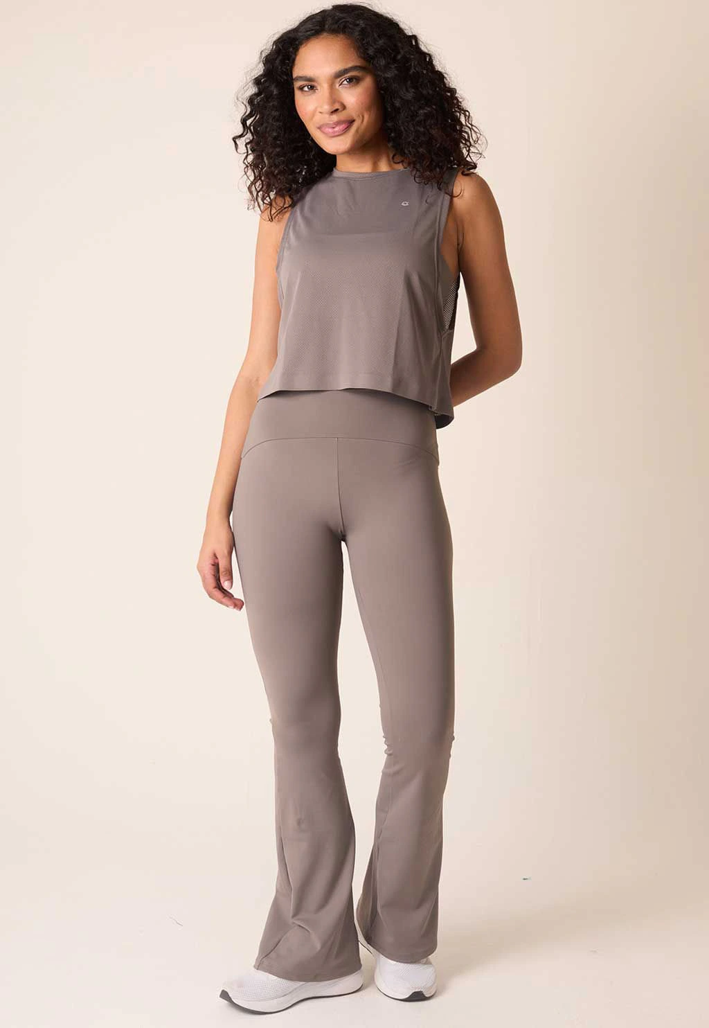 Calça Fitness Flare Compress Básica