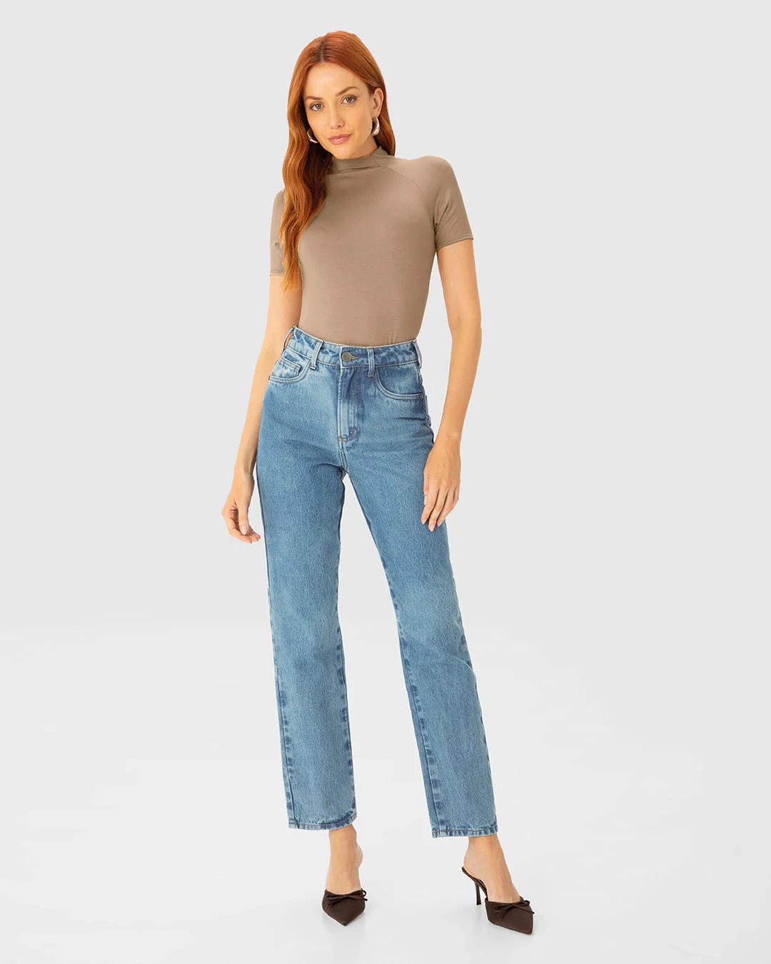 Blusa Básica Feminina Gola Alta Manga Curta Em Viscose Stretch - ENFIM