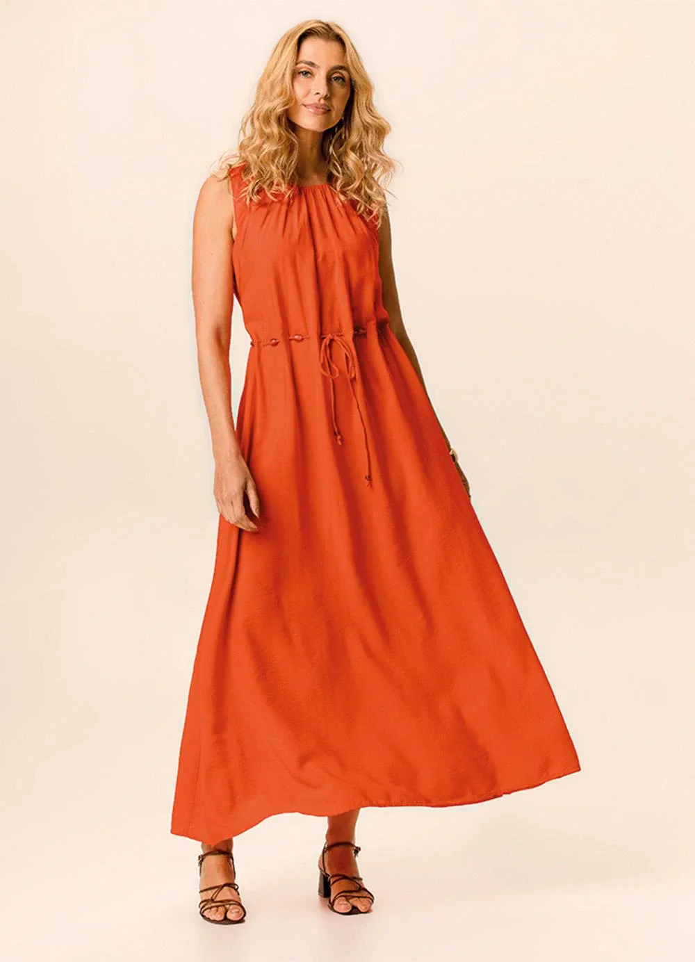 Malwee - Vestido Longo Amplo em Viscose Laranja