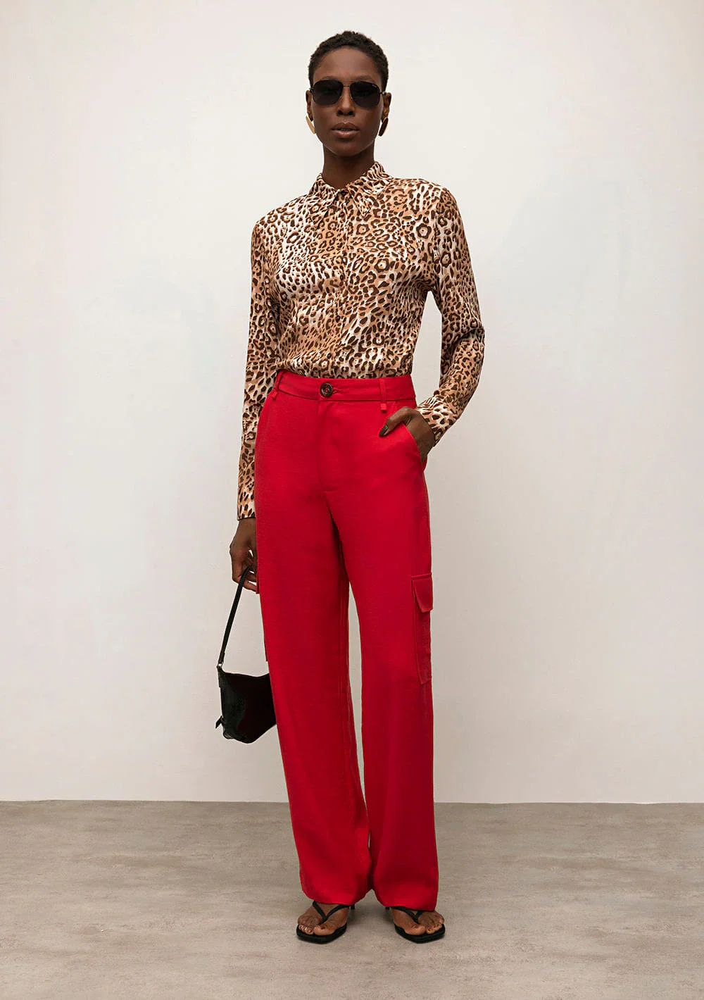 Calça Iódice Reta Cós Alto Com Bolso Vermelho