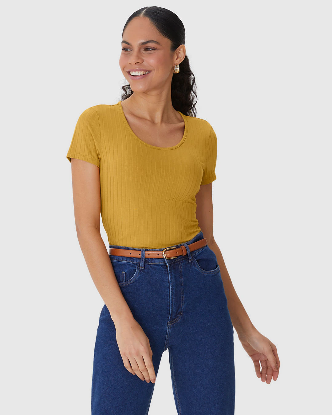 Blusa Básica Feminina Manga Curta Em Canelado De Viscose